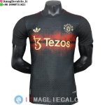 Maglia Manchester United Speciale Giocatori 2025/2026 Nero I Rosso Maglia Manchester United Speciale Giocatori 2025/2026 Nero I Rosso